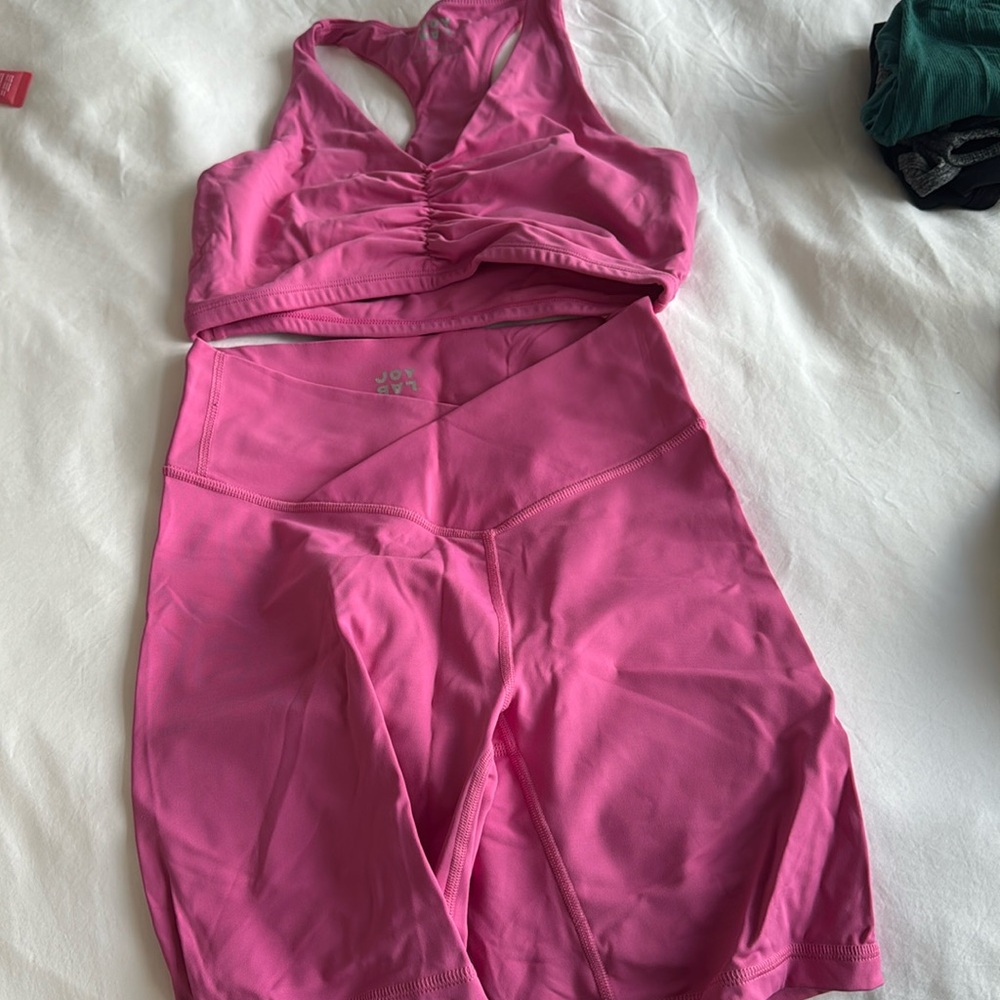 Hot pink workout set small bottom small top